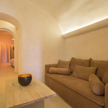 The Dream Santorini Hotel Oia